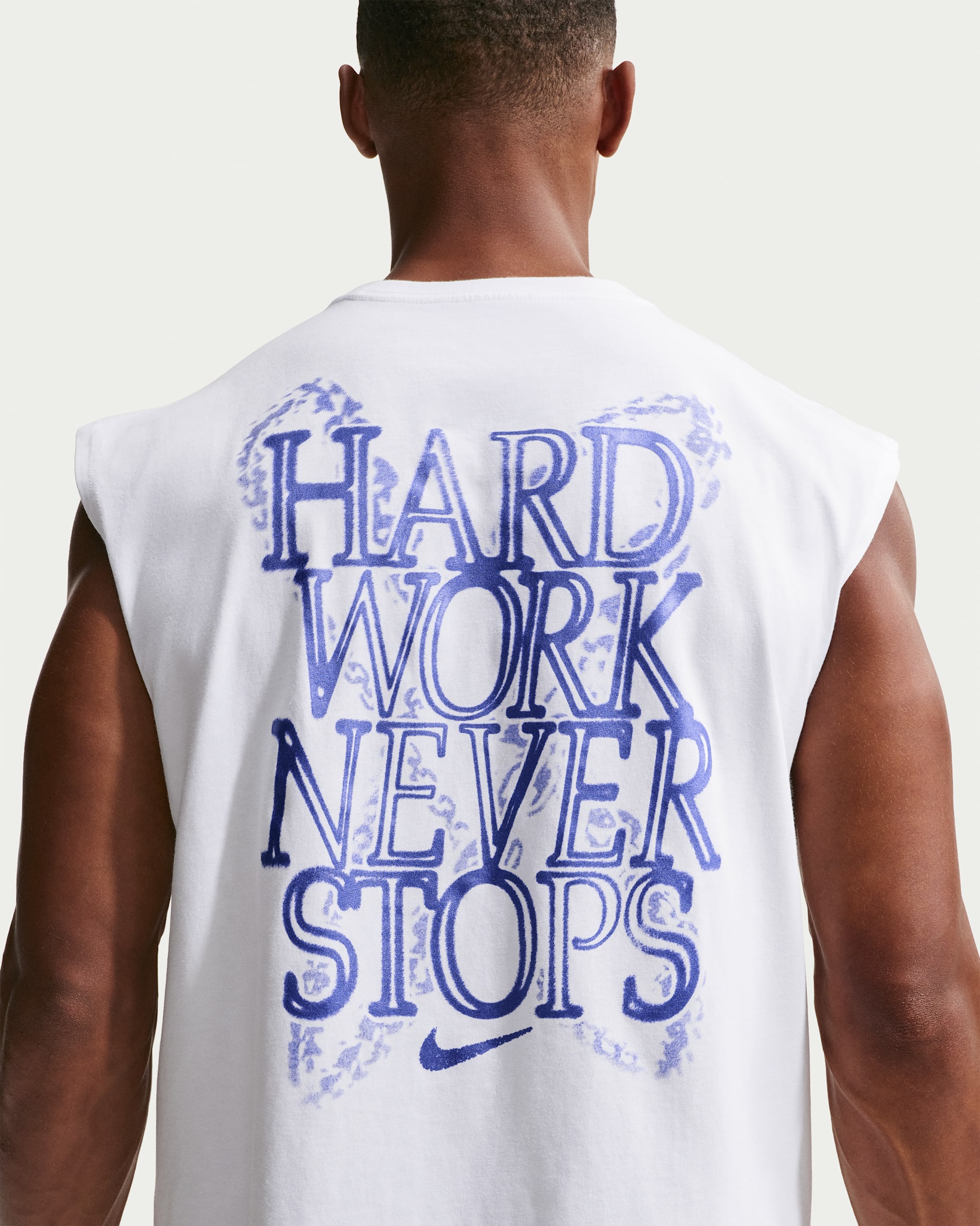 ナイキソフトシェル Nike Men's Sleeveless Training T-Shirt. Nike.com
